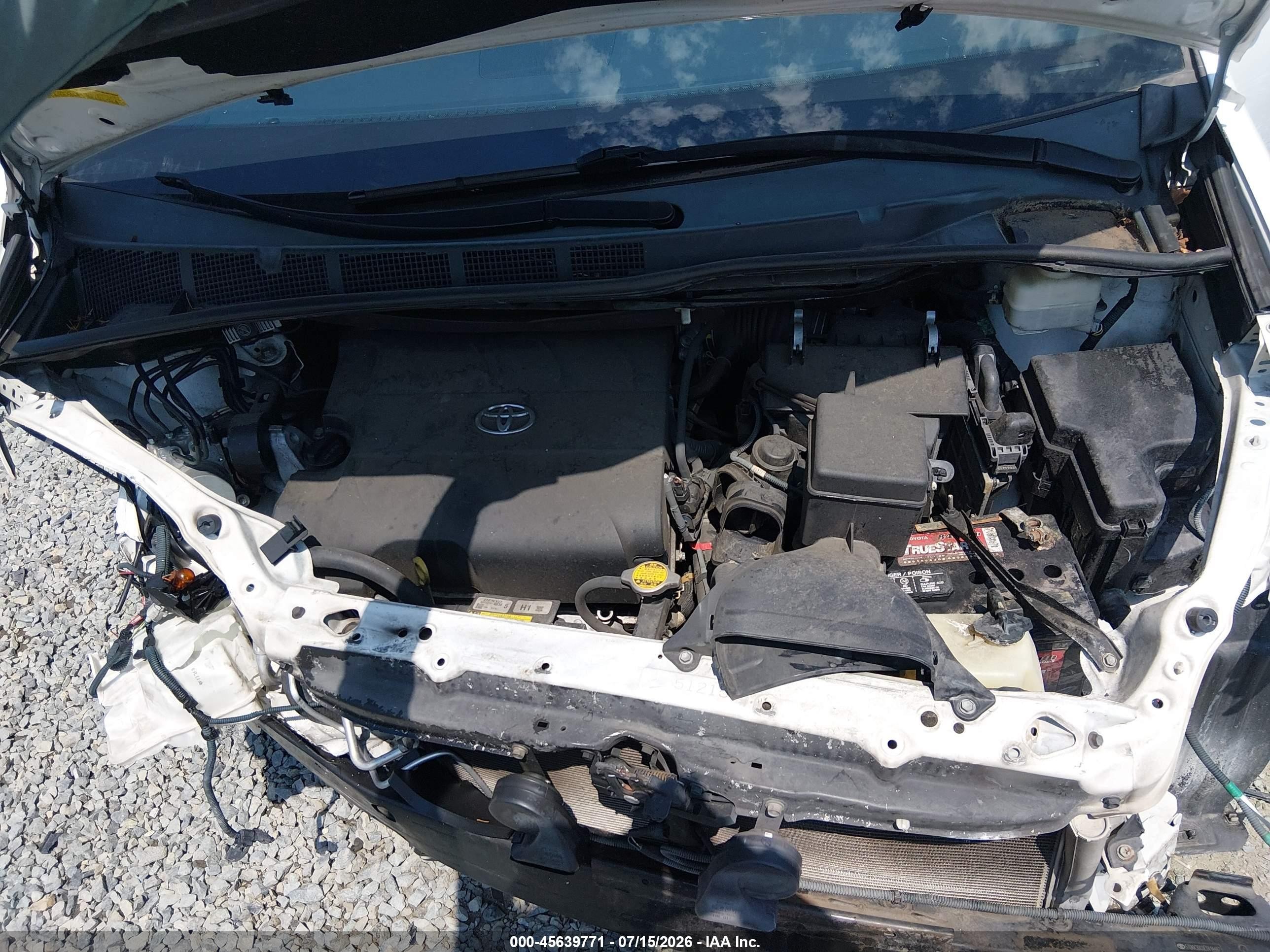 2014 Toyota Sienna Le V6 8 Passenger Белый vin: 5TDKK3DC0ES414487