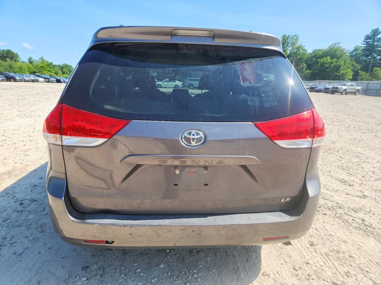 2014 Toyota Sienna Le Gray vin: 5TDKK3DC0ES474785