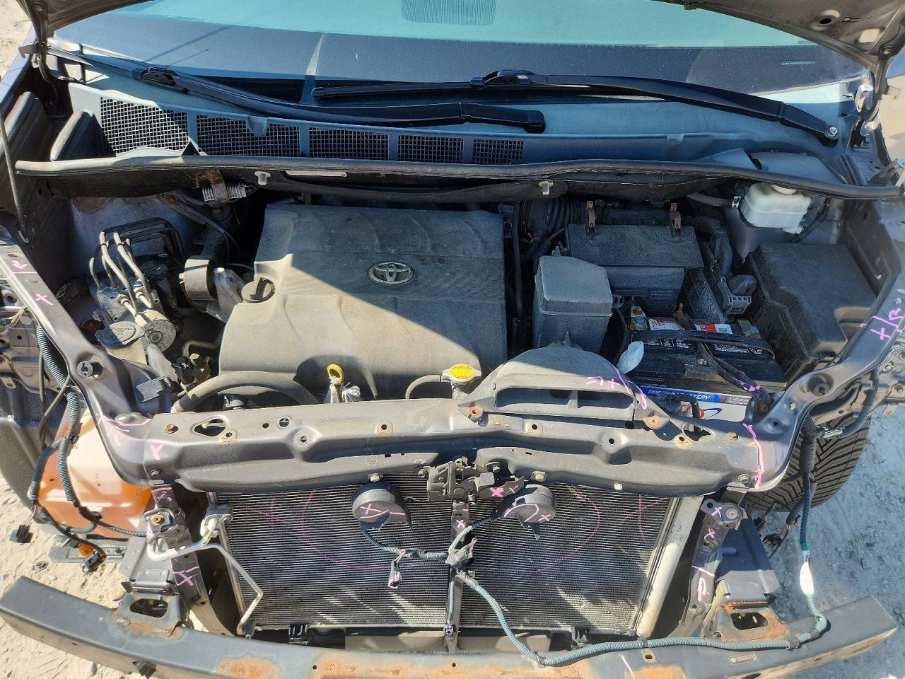 2014 Toyota Sienna Le Gray vin: 5TDKK3DC0ES474785