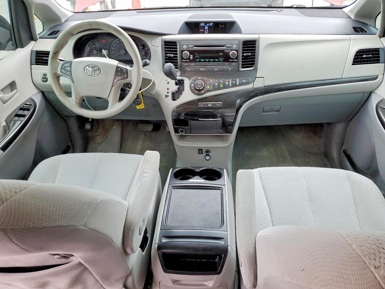 2014 Toyota Sienna Le Burgundy vin: 5TDKK3DC0ES485351