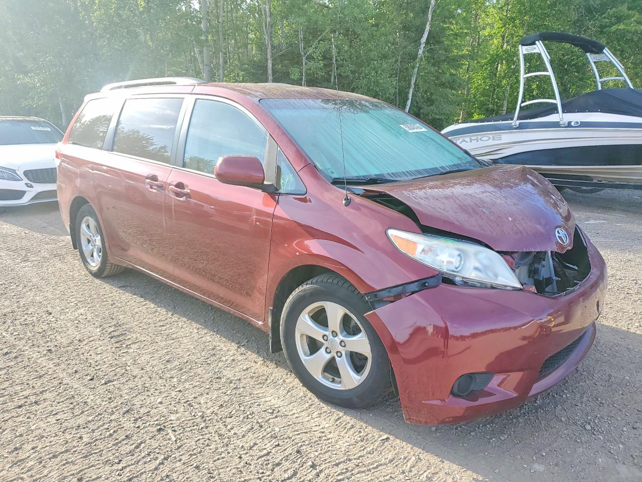 2014 Toyota Sienna Le Red vin: 5TDKK3DC0ES490551