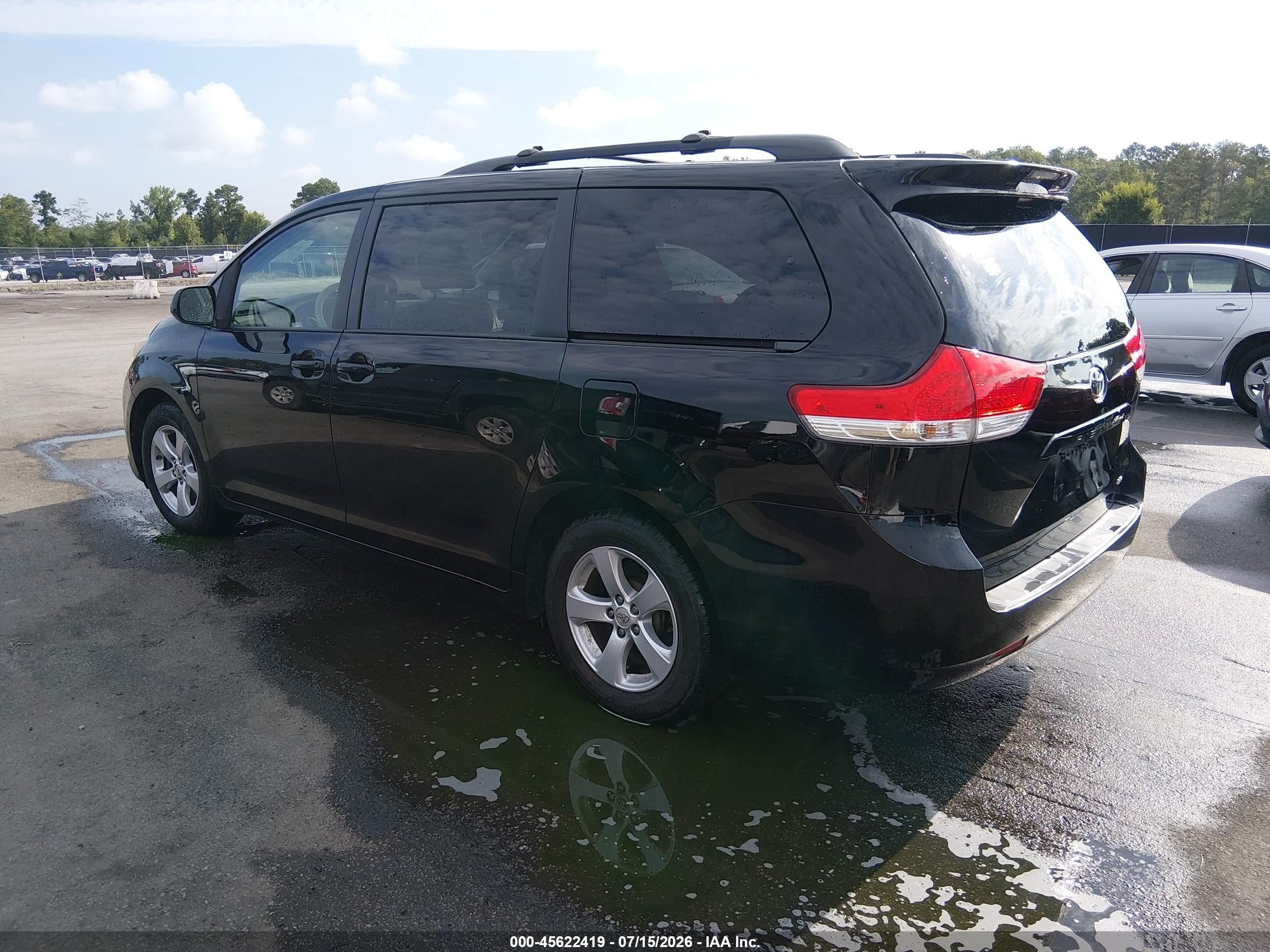 2014 Toyota Sienna Le V6 8 Passenger Black vin: 5TDKK3DC0ES519059