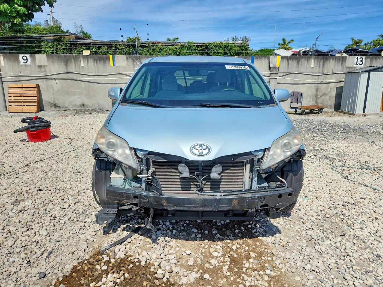 2015 Toyota Sienna Le Blue vin: 5TDKK3DC0FS585290