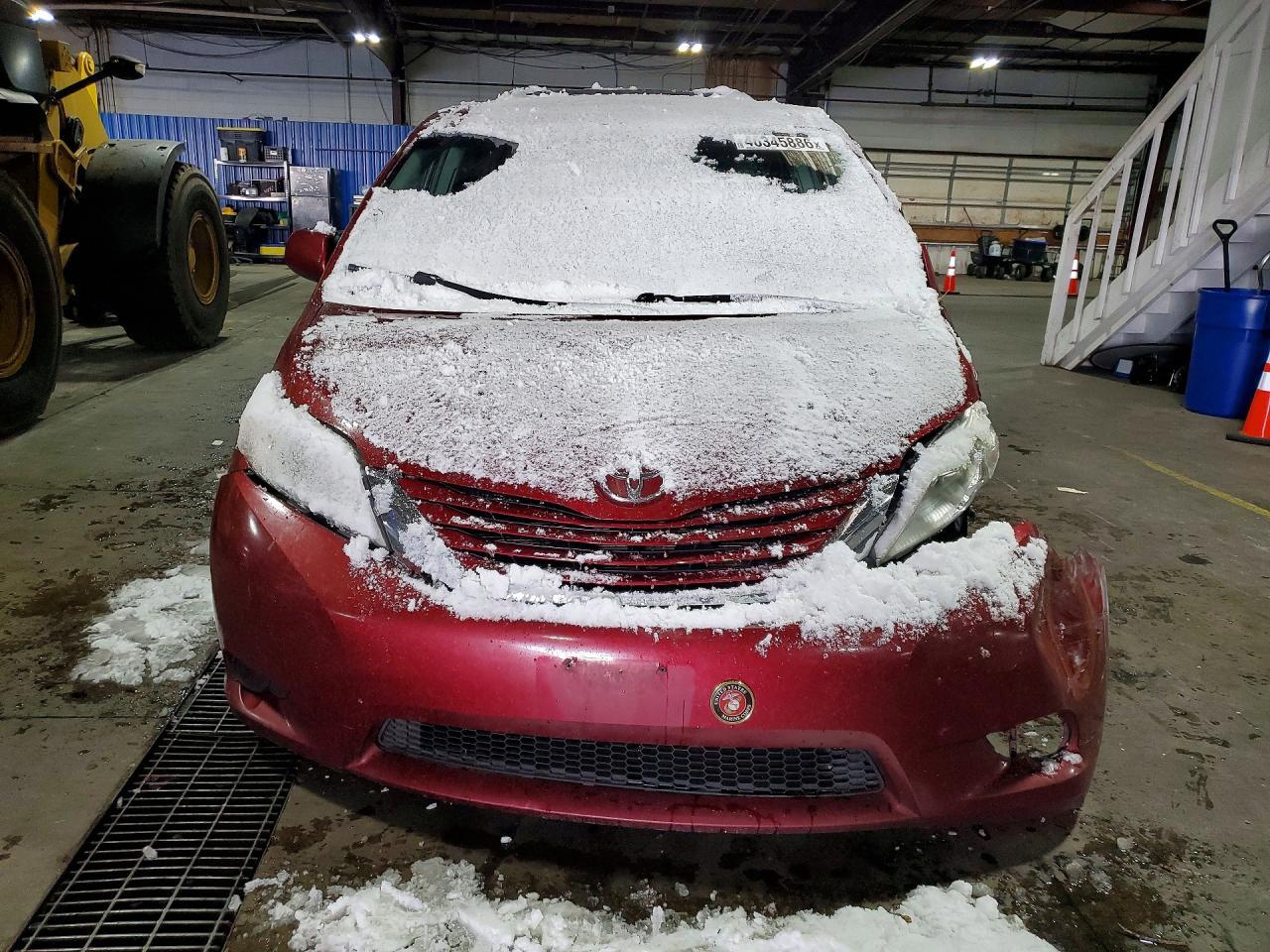 2015 Toyota Sienna Le 8-passenger Maroon vin: 5TDKK3DC0FS608079