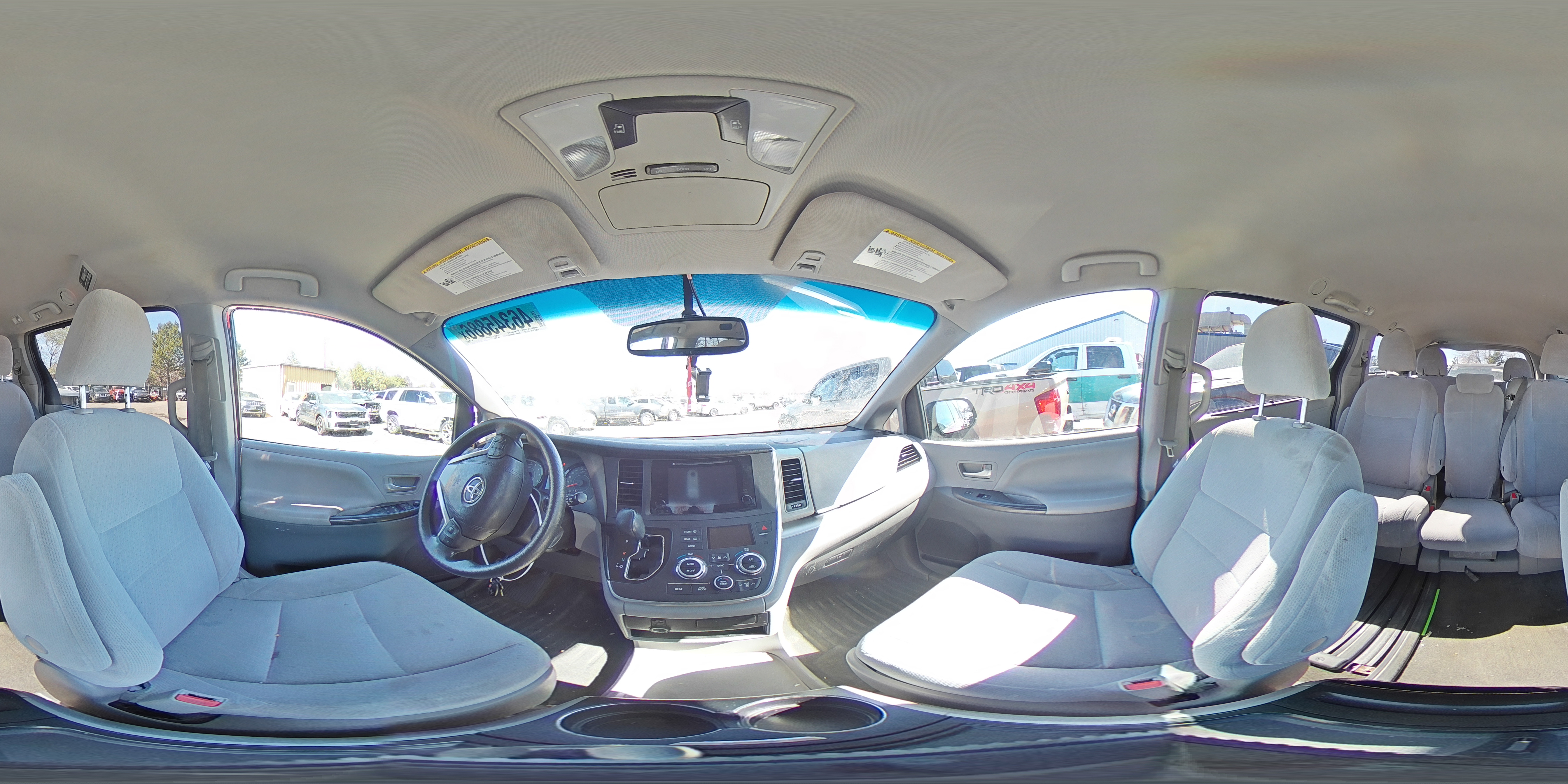 2015 Toyota Sienna Le 8-passenger Maroon vin: 5TDKK3DC0FS608079