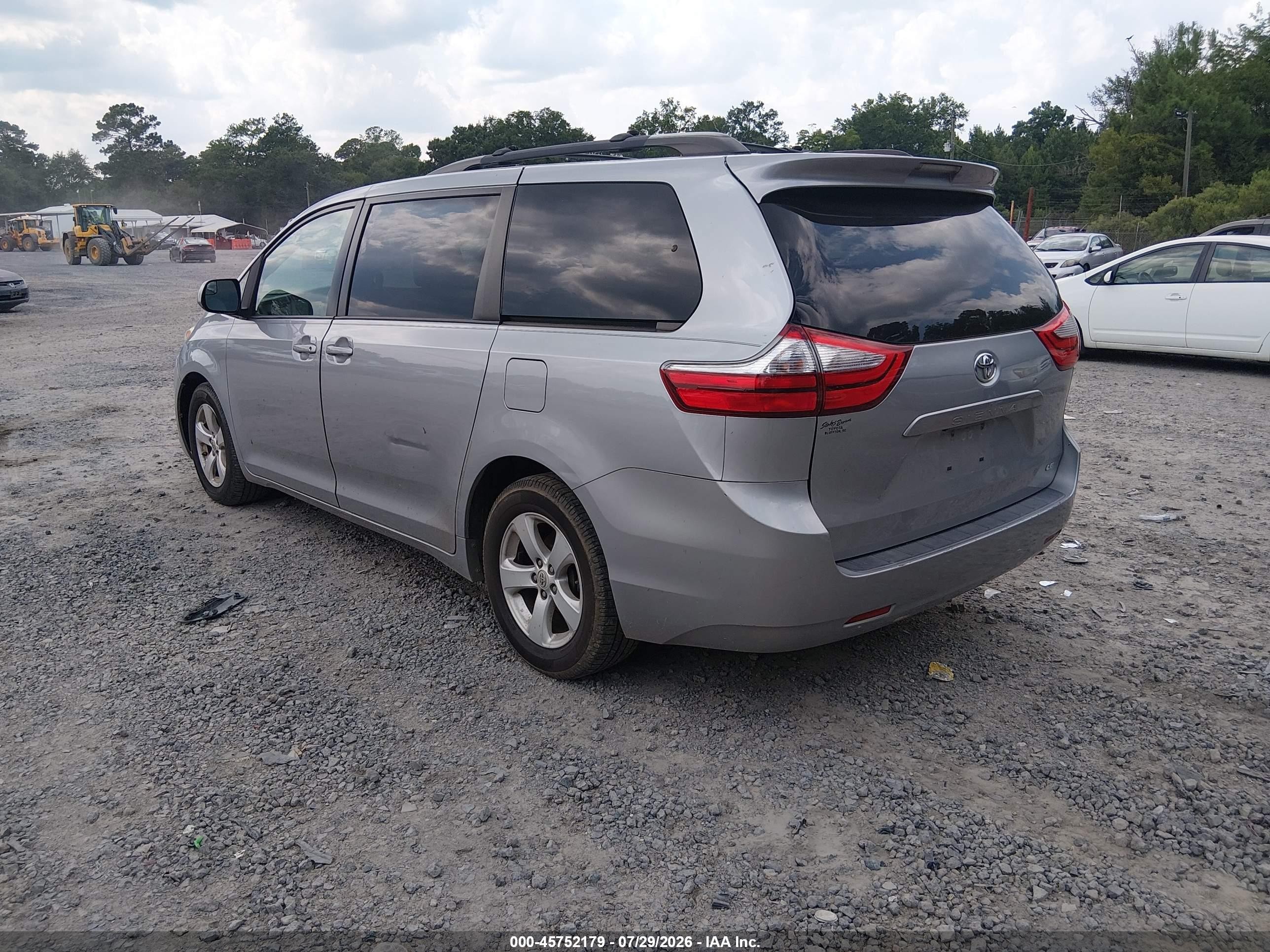 2015 Toyota Sienna Le 8 Passenger Серый vin: 5TDKK3DC0FS629899
