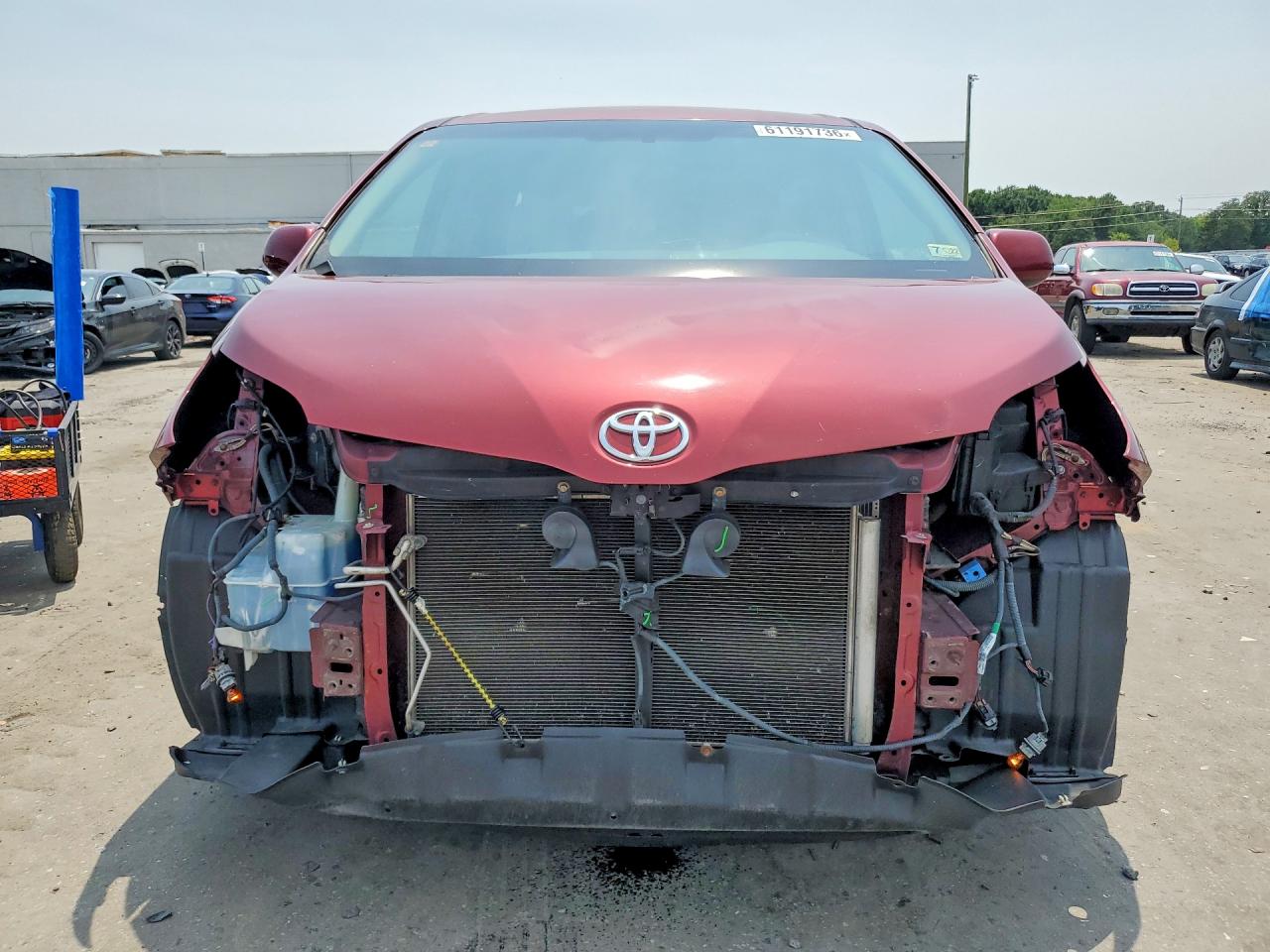 2011 Toyota Sienna Le Red vin: 5TDKK3DC1BS003806