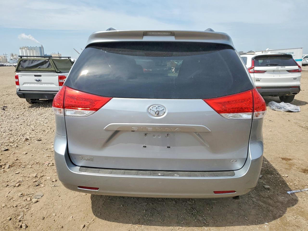 2012 Toyota Sienna Le Silver vin: 5TDKK3DC1CS192247
