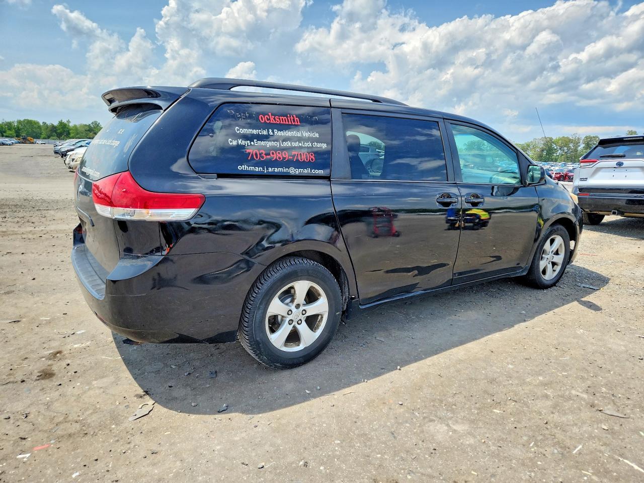 2012 Toyota Sienna Le Черный vin: 5TDKK3DC1CS198615