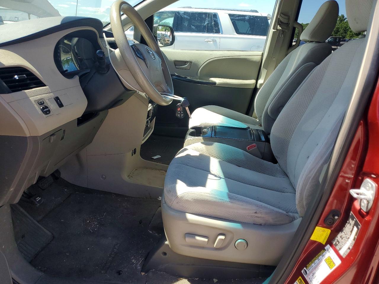 2012 Toyota Sienna Le Red vin: 5TDKK3DC1CS202193