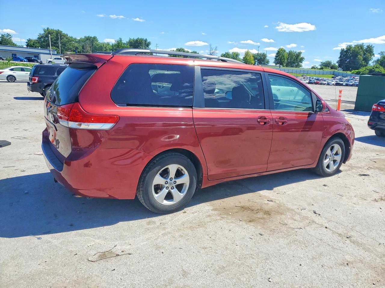 2012 Toyota Sienna Le Red vin: 5TDKK3DC1CS202193