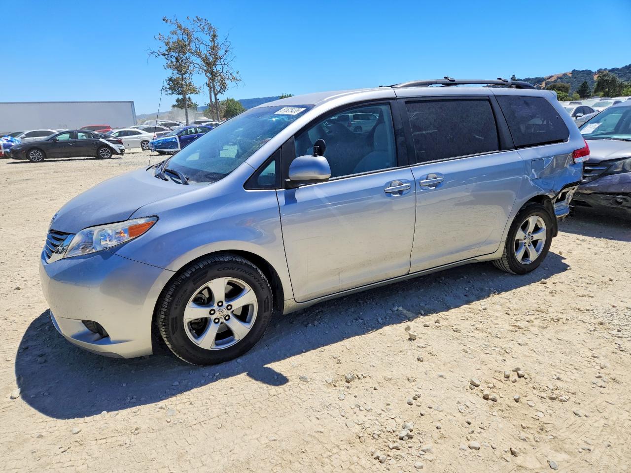 2012 Toyota Sienna Le Silver vin: 5TDKK3DC1CS204770