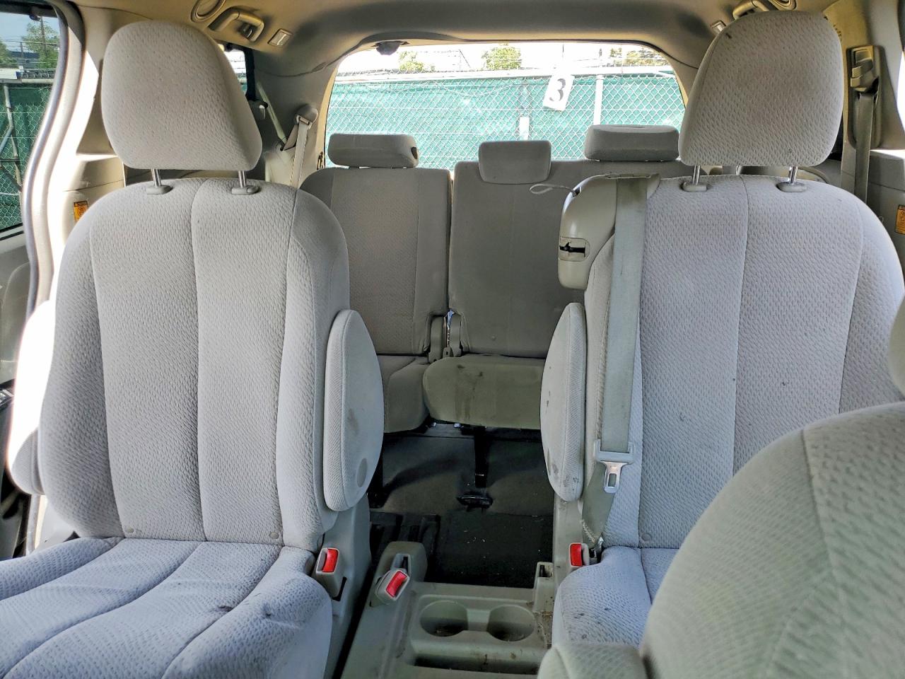 2012 Toyota Sienna Le Blue vin: 5TDKK3DC1CS273121