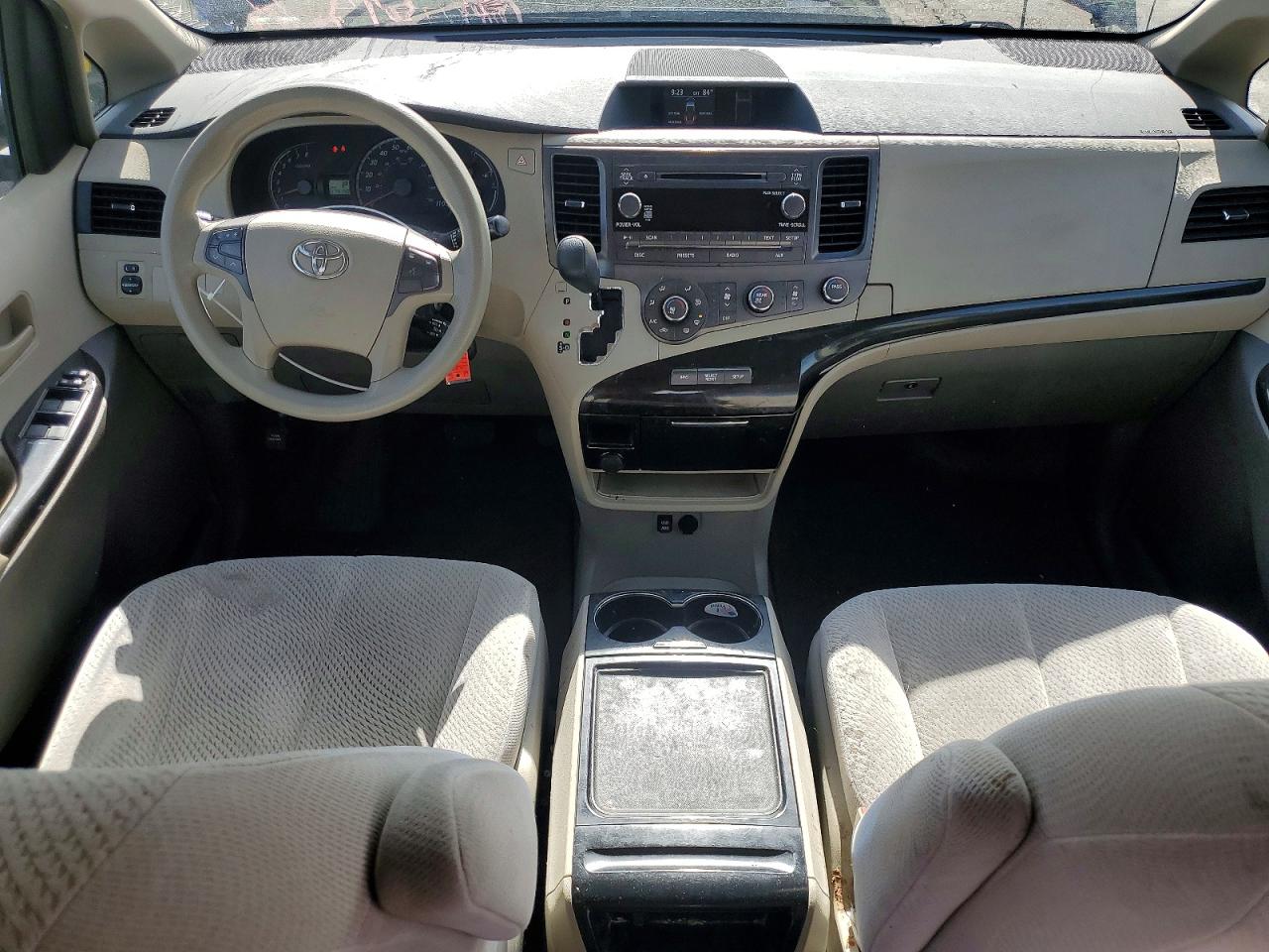 2012 Toyota Sienna Le Blue vin: 5TDKK3DC1CS273121
