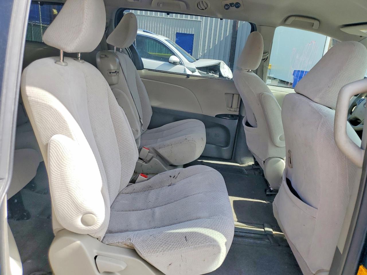 2012 Toyota Sienna Le Blue vin: 5TDKK3DC1CS273121