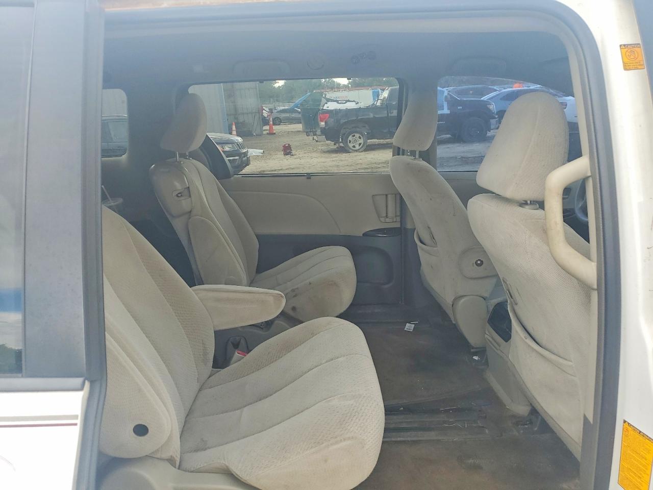 2012 Toyota Sienna Le Beige vin: 5TDKK3DC1CS275905