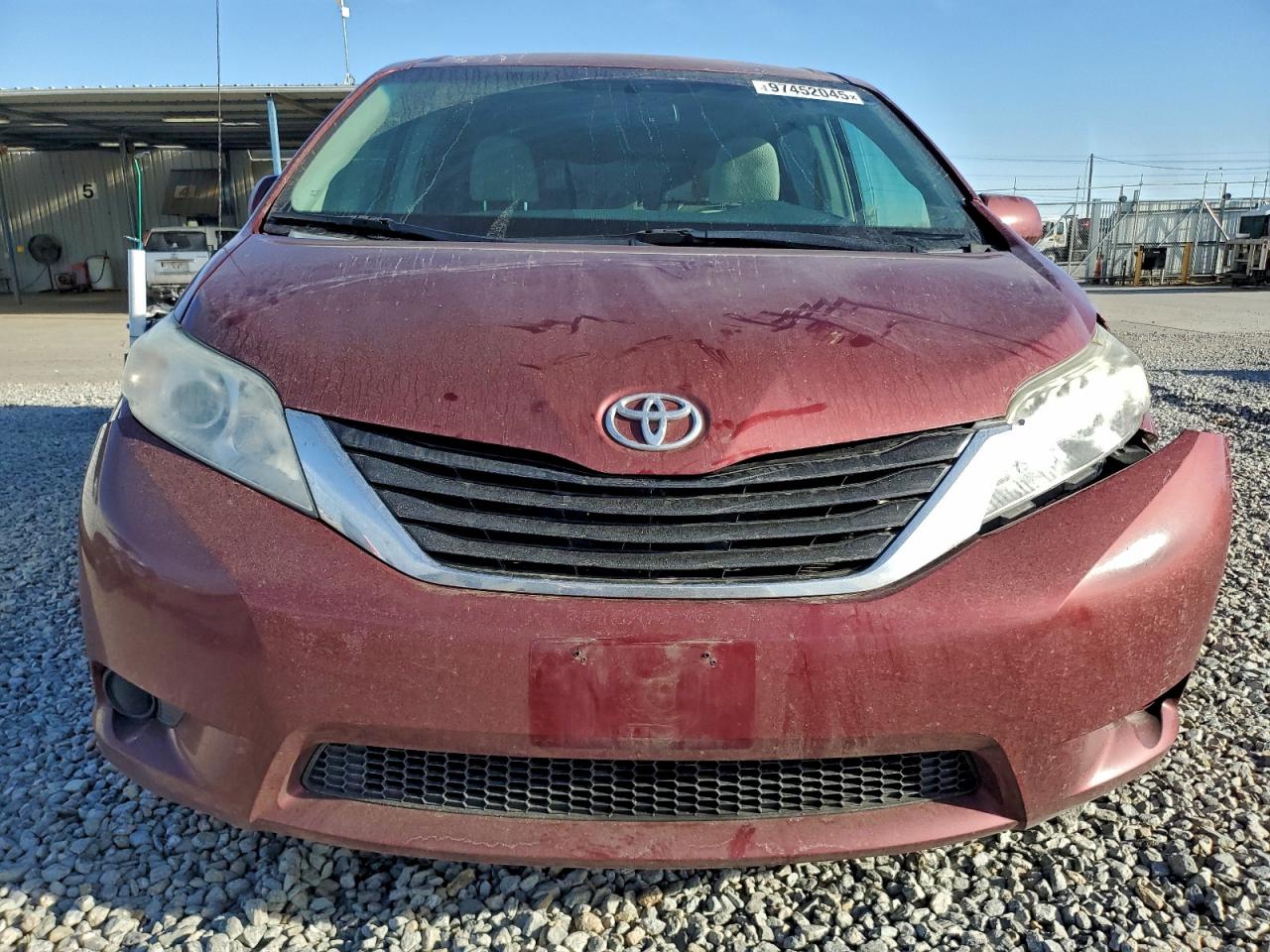 2013 Toyota Sienna Le 8 Passenger Red vin: 5TDKK3DC1DS319239