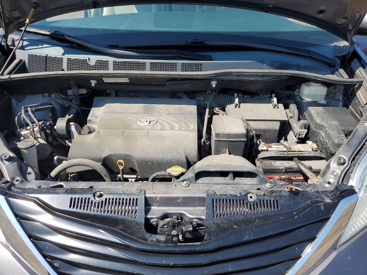 2013 Toyota Sienna Le Gray vin: 5TDKK3DC1DS366559