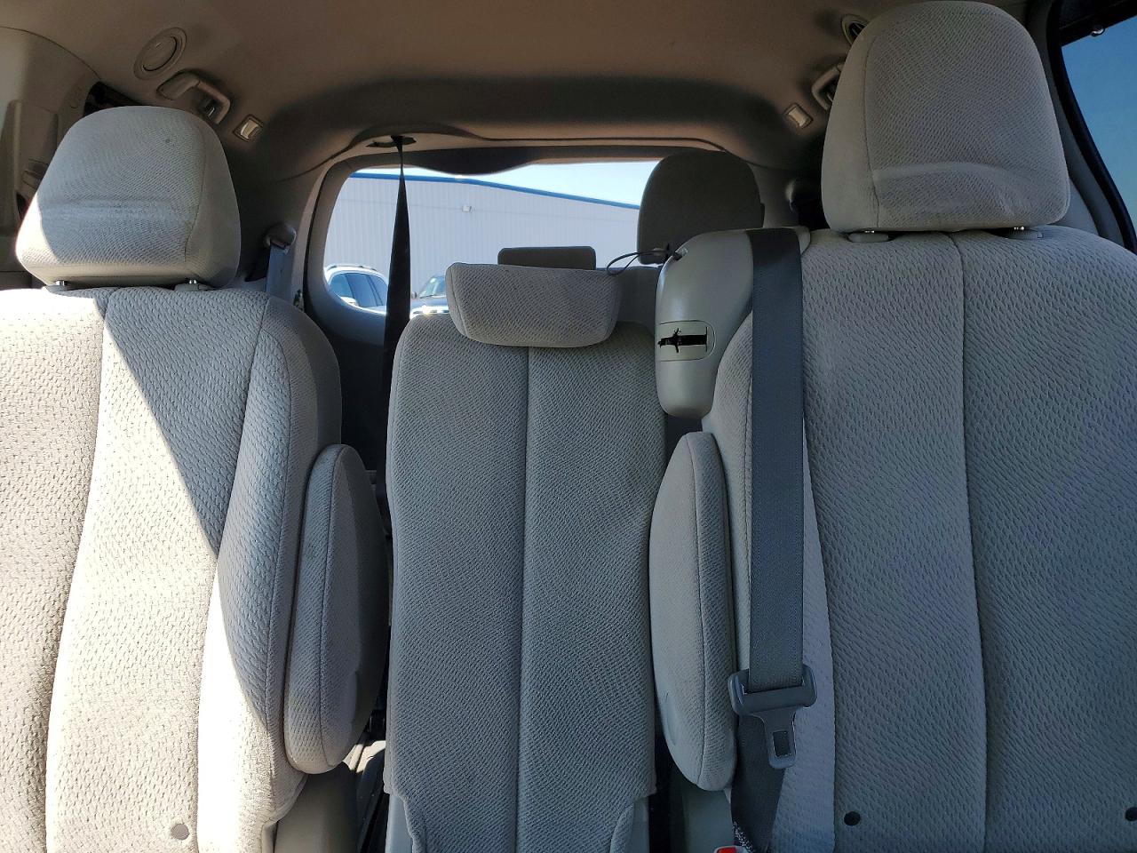 2013 Toyota Sienna Le Gray vin: 5TDKK3DC1DS366559