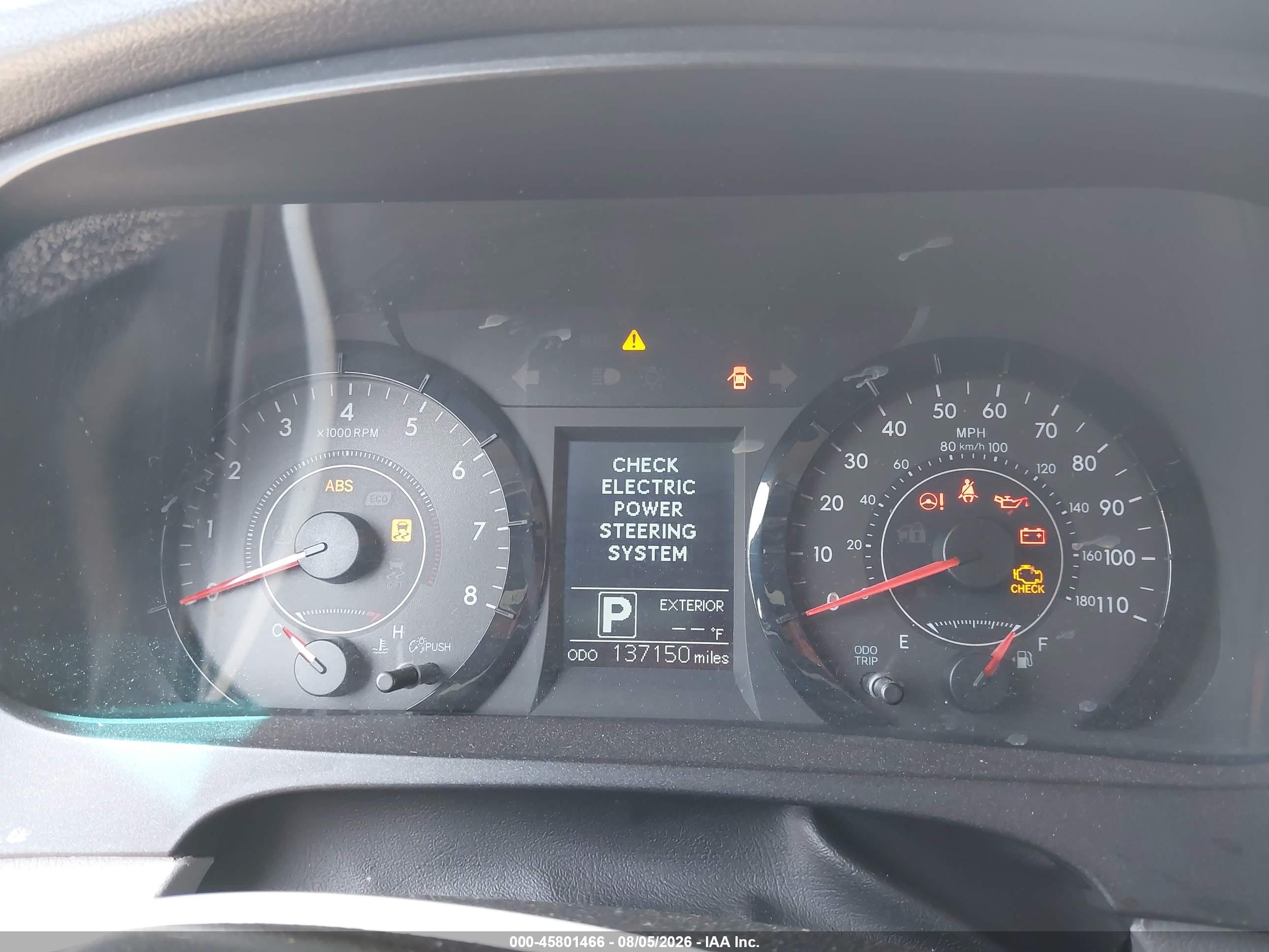 2015 Toyota Sienna Le 8 Passenger Белый vin: 5TDKK3DC1FS573987