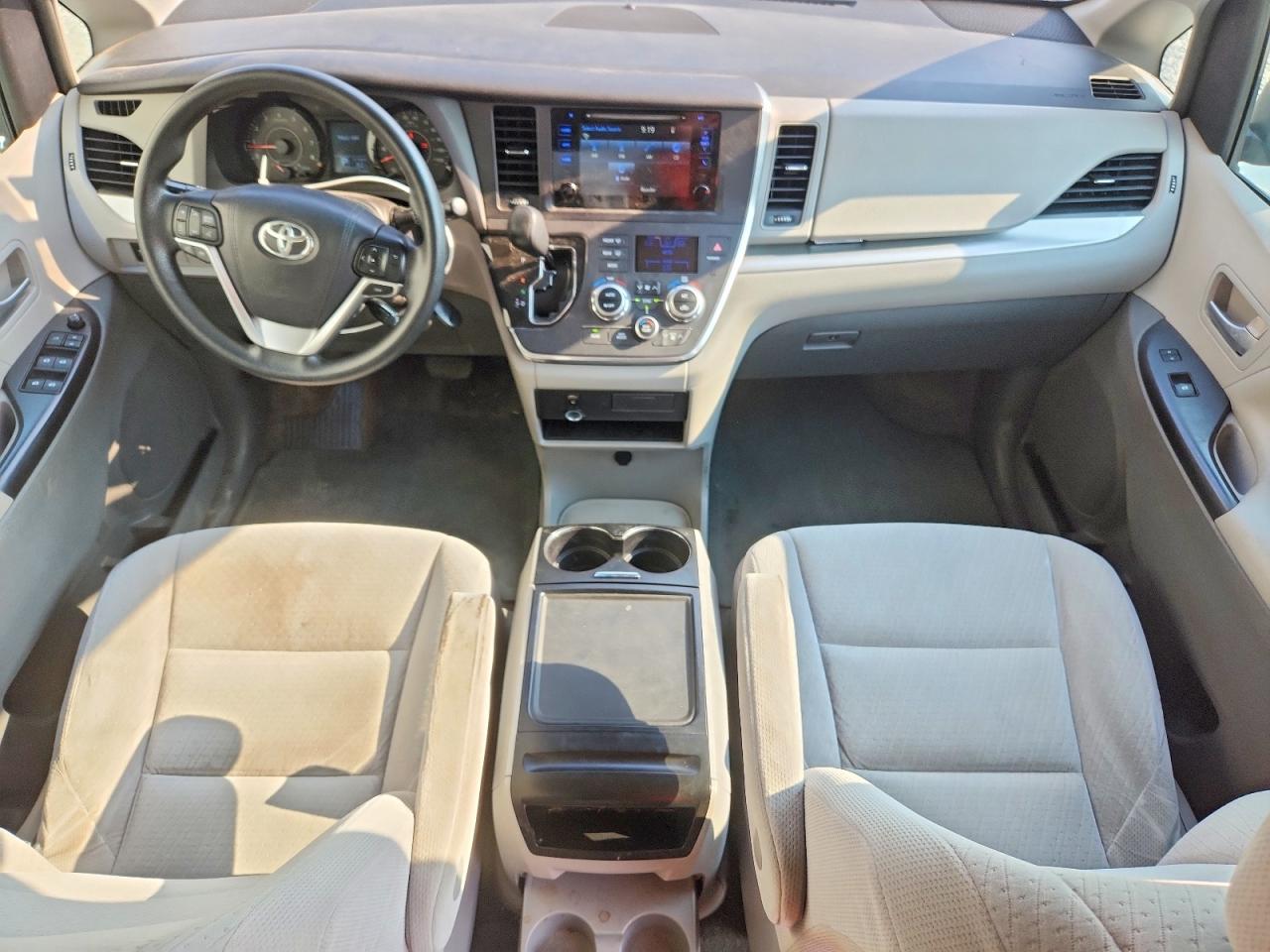 2015 Toyota Sienna Le Gray vin: 5TDKK3DC1FS574928