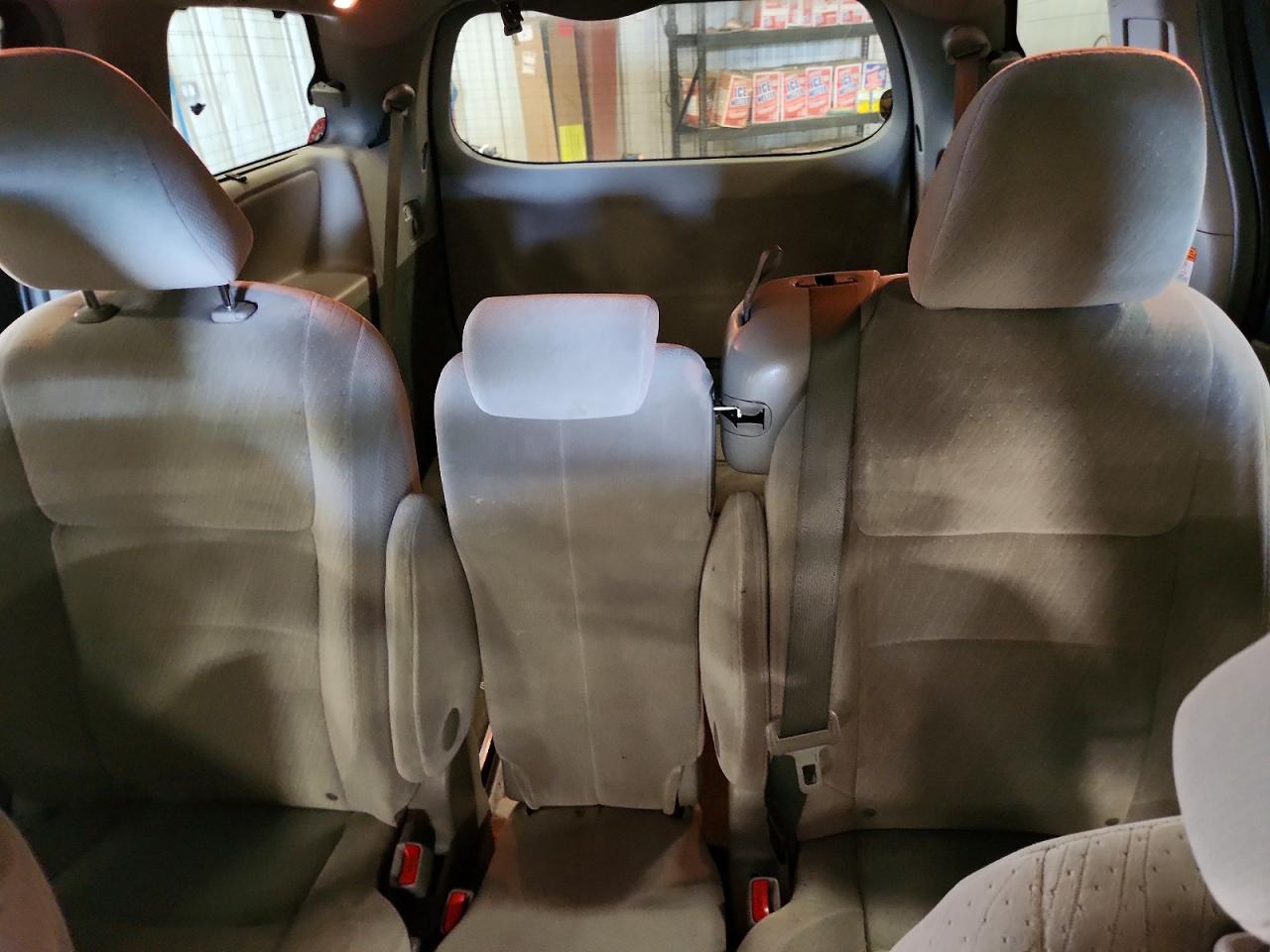 2015 Toyota Sienna Le Blue vin: 5TDKK3DC1FS591941