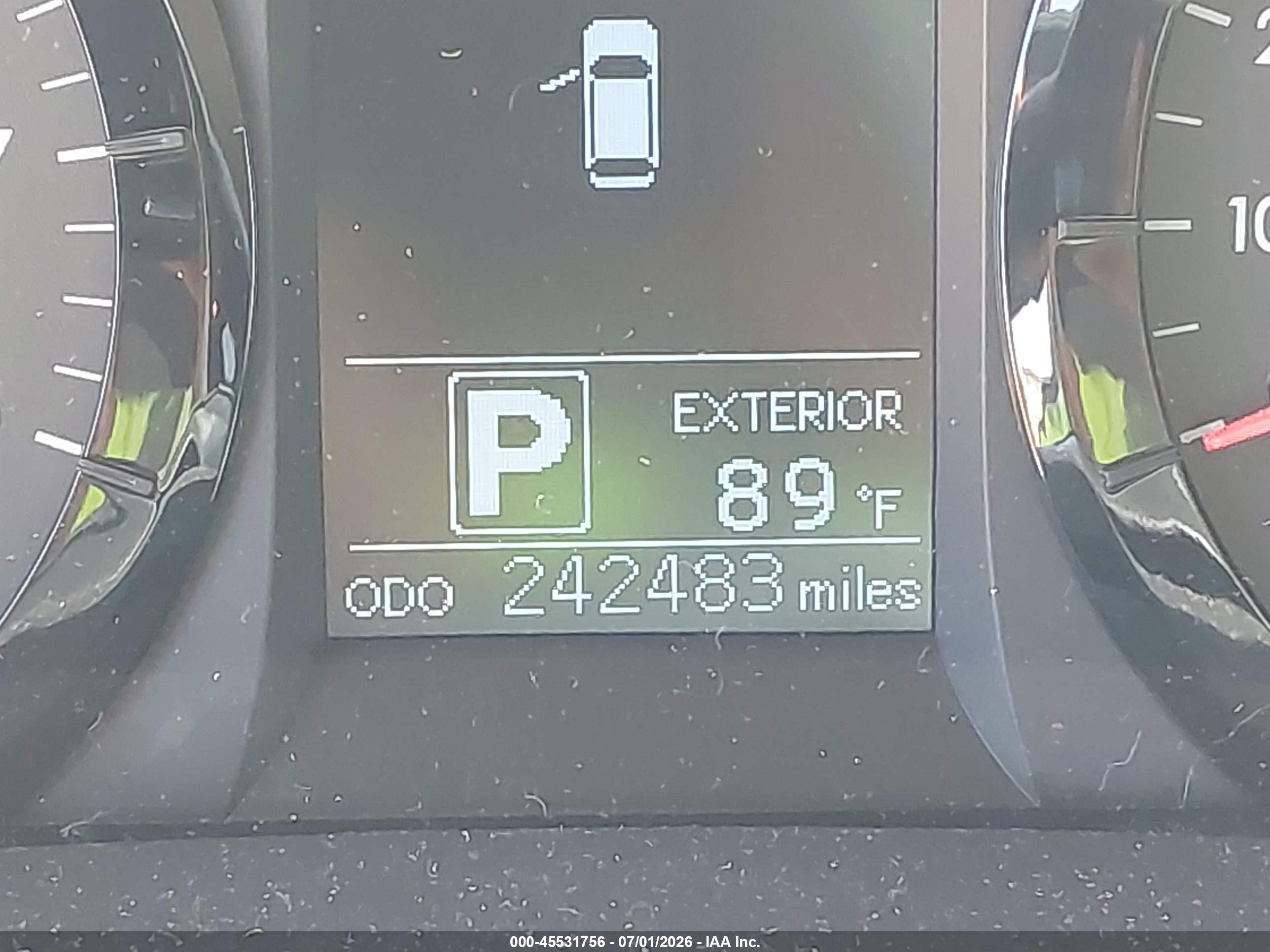 2015 Toyota Sienna Le 8 Passenger Серебряный vin: 5TDKK3DC1FS605241