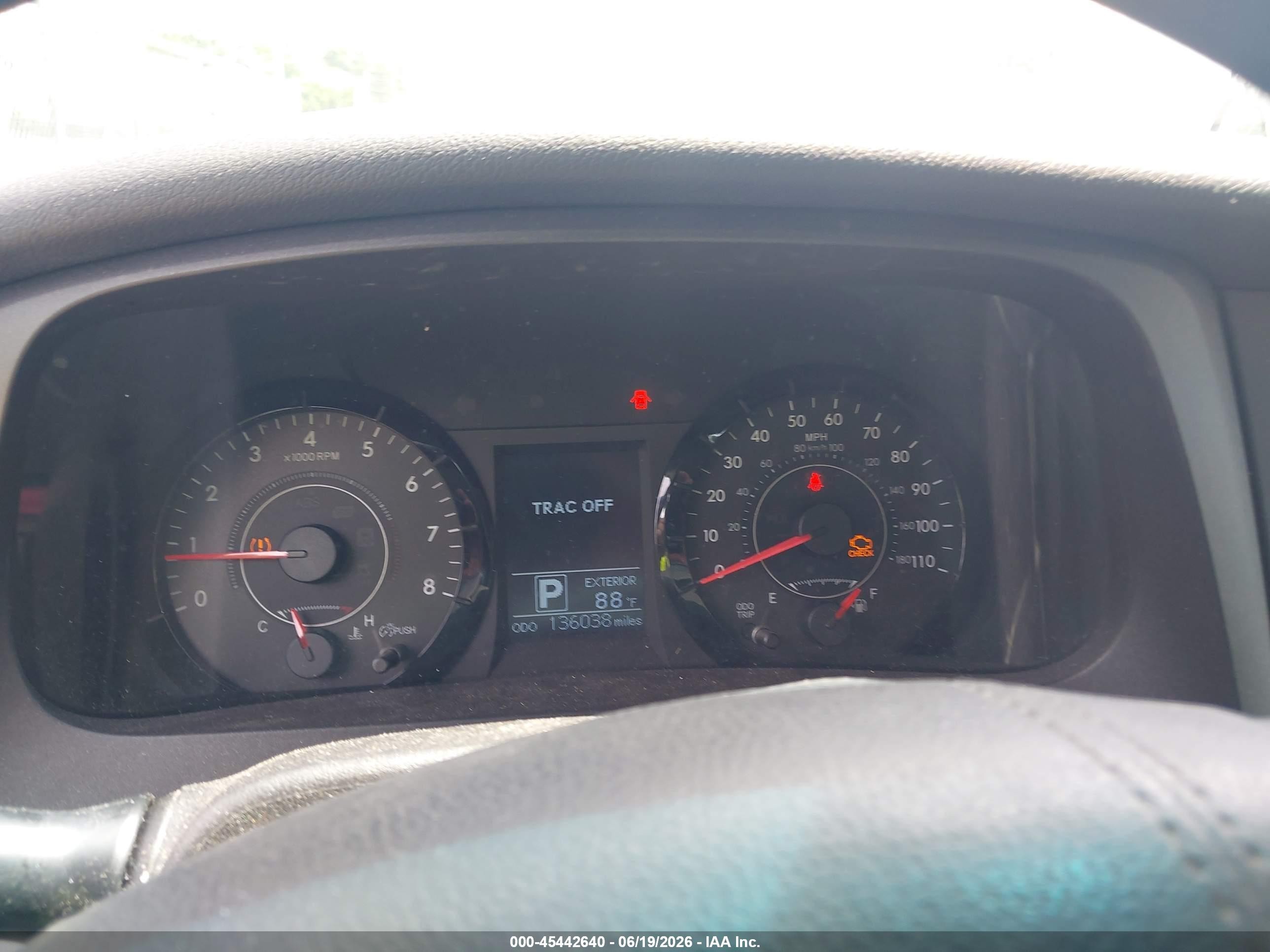 2015 Toyota Sienna Le 8 Passenger Серый vin: 5TDKK3DC1FS624503
