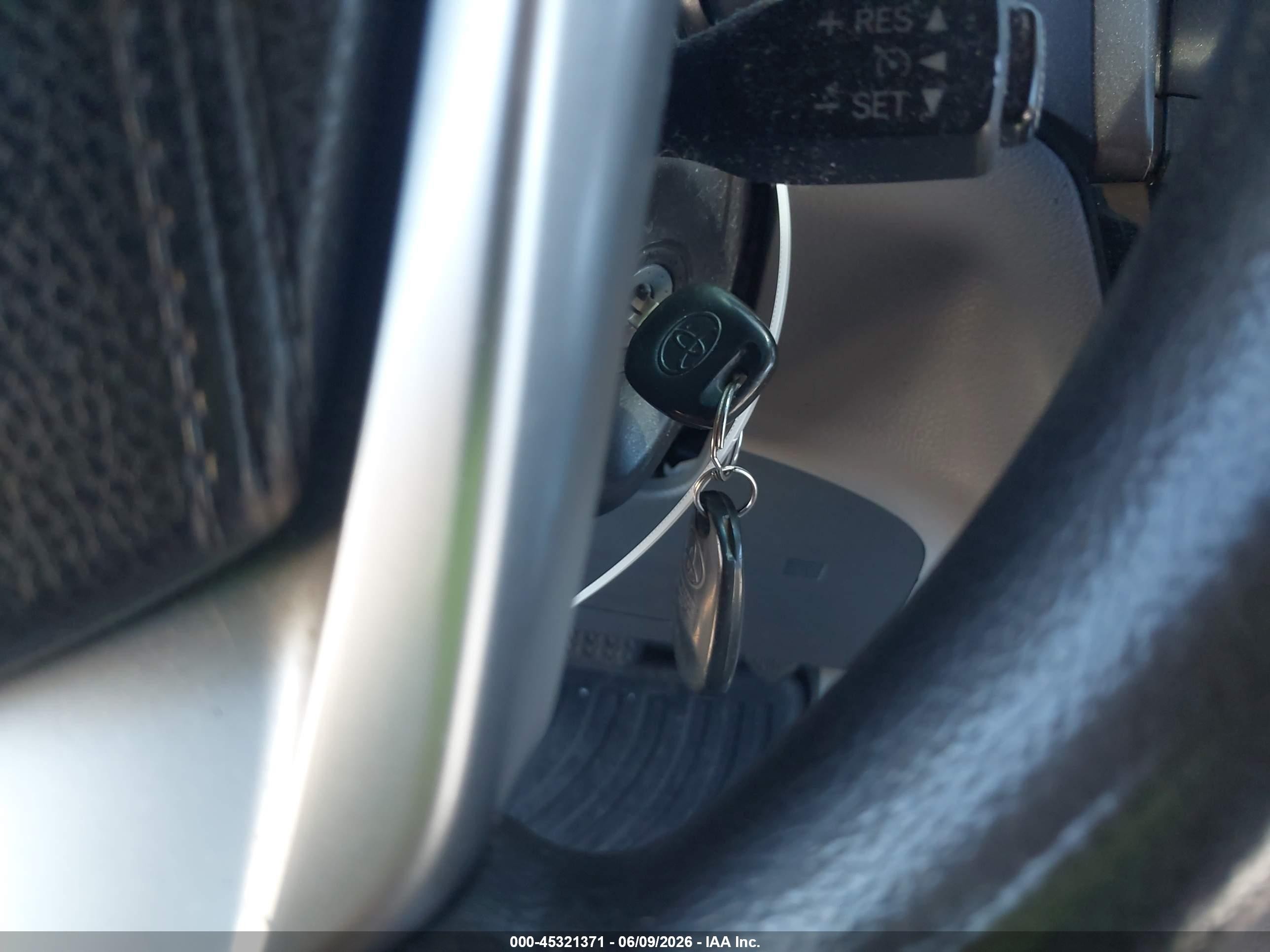2016 Toyota Sienna Le 8 Passenger Черный vin: 5TDKK3DC1GS719743