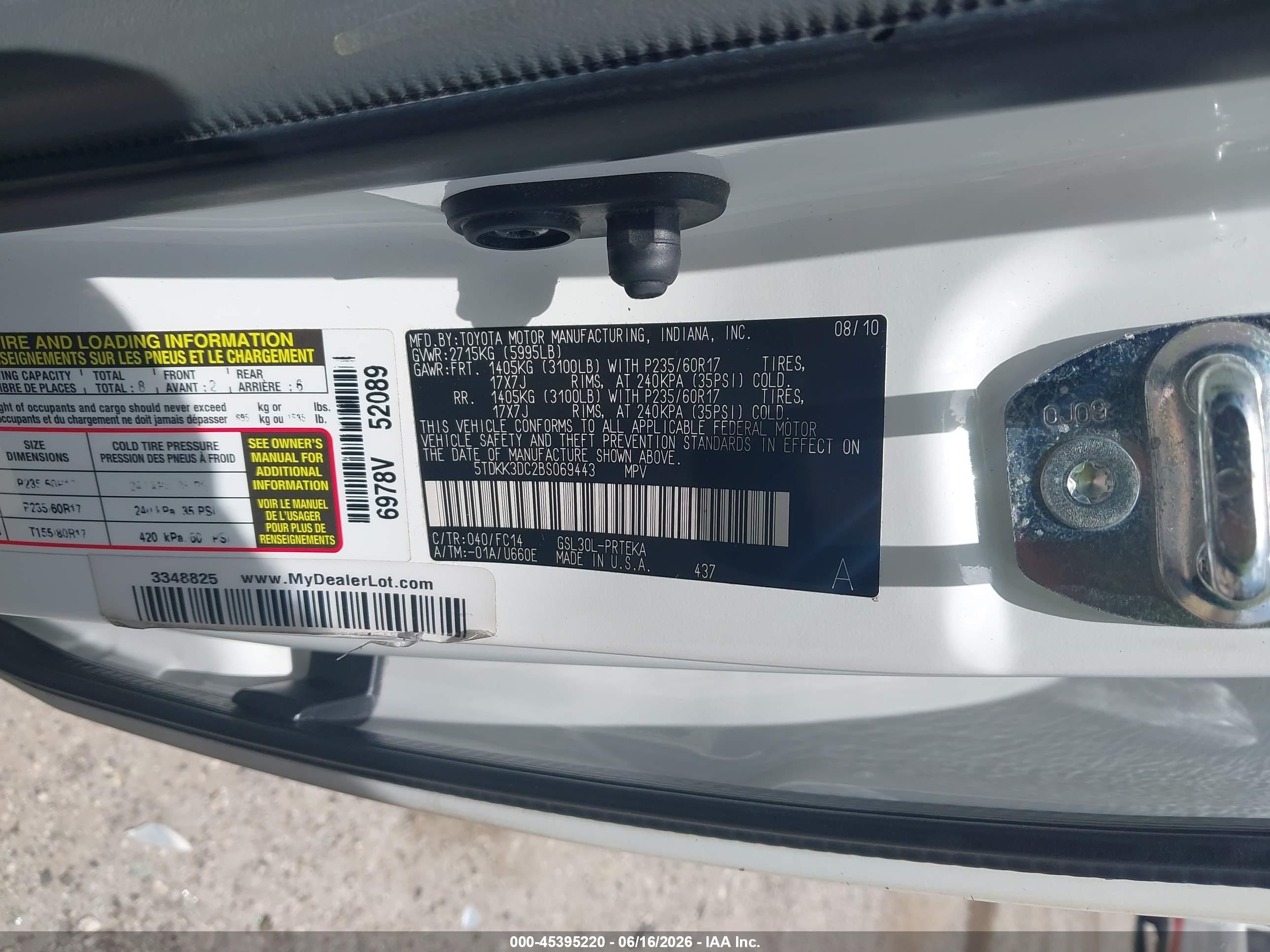 2011 Toyota Sienna Le V6 White vin: 5TDKK3DC2BS069443