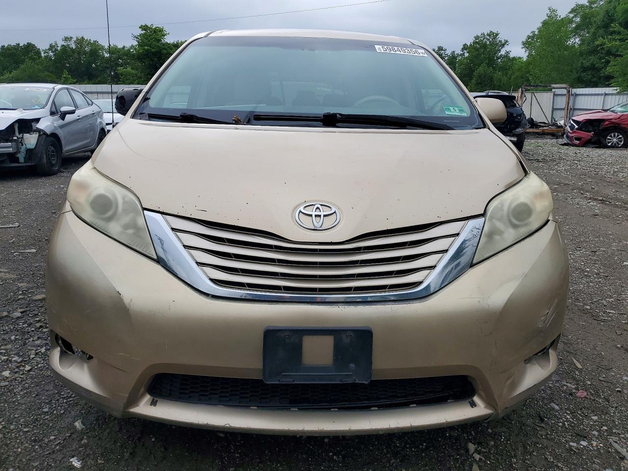 2011 Toyota Sienna Le Gold vin: 5TDKK3DC2BS086517