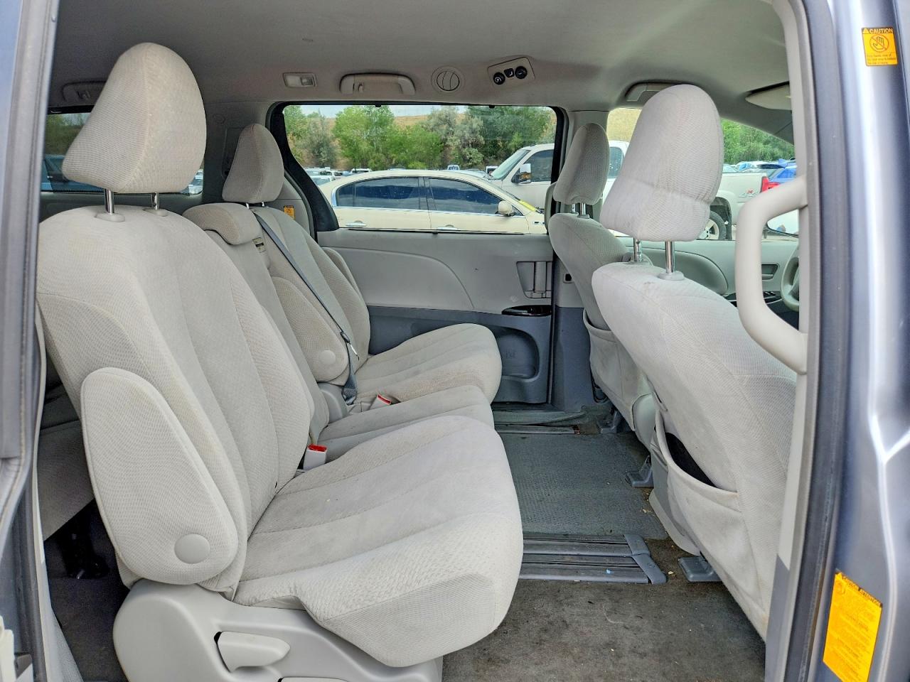 2012 Toyota Sienna Le Silver vin: 5TDKK3DC2CS248860