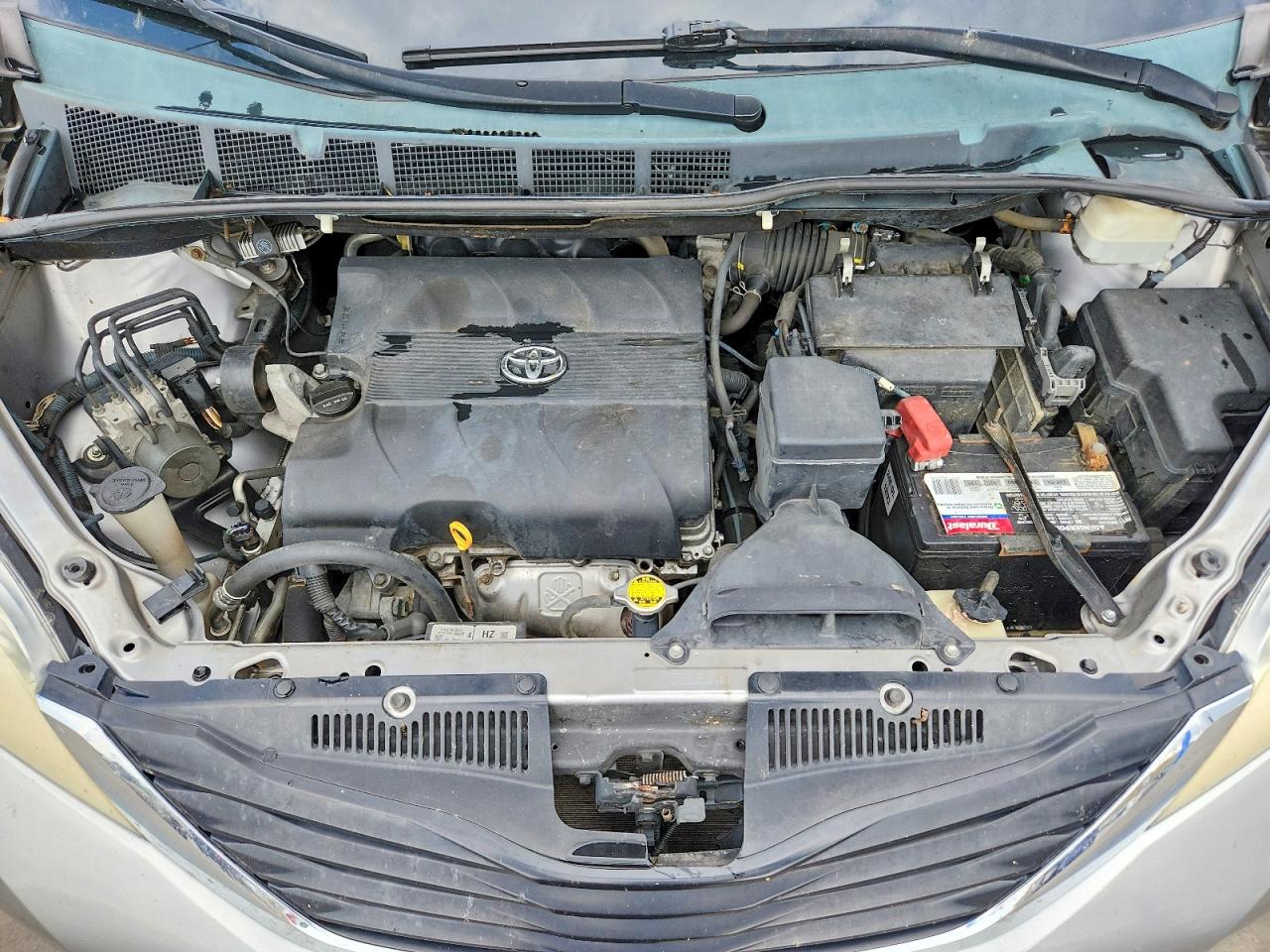 2012 Toyota Sienna Le Silver vin: 5TDKK3DC2CS248860