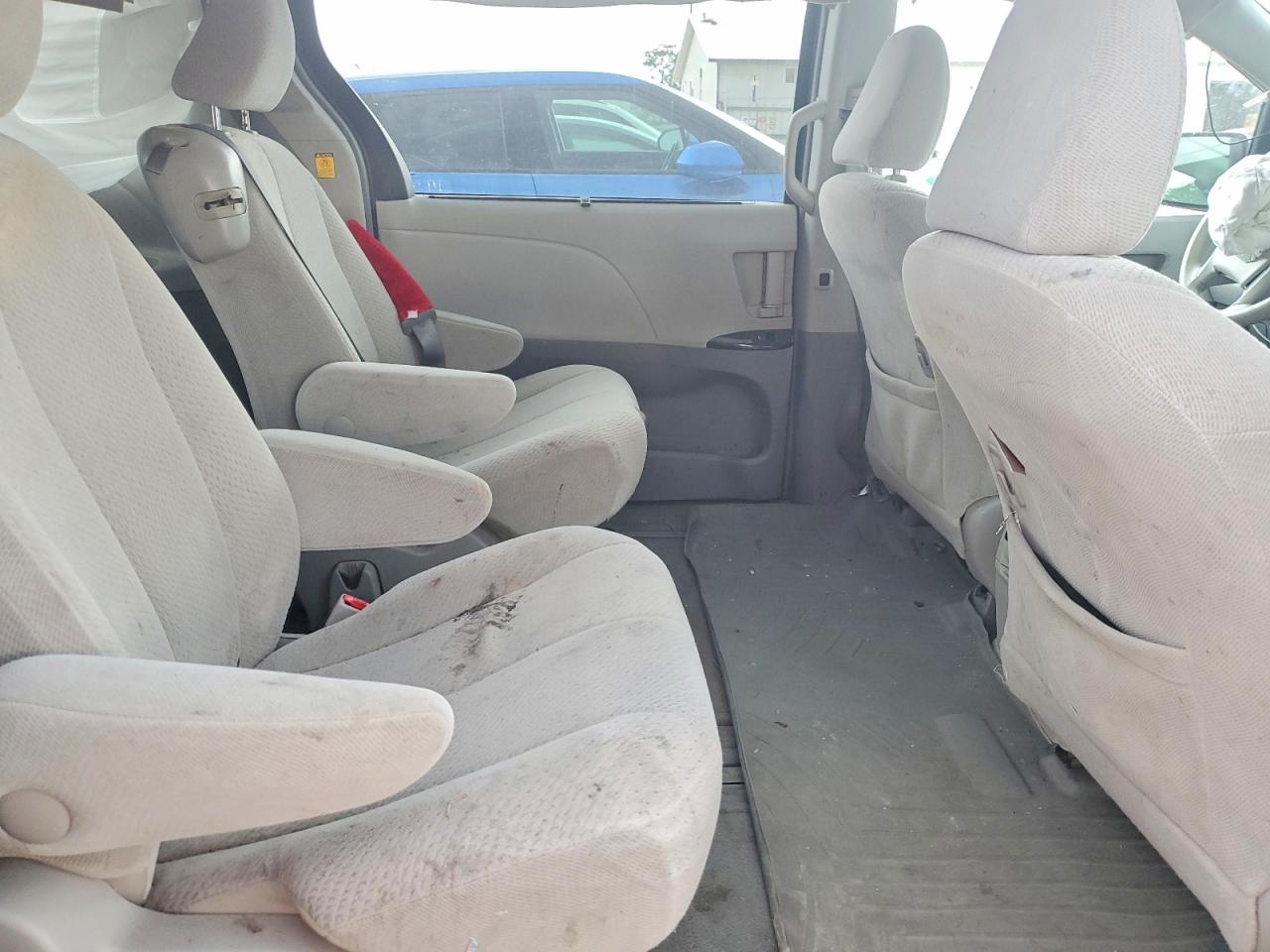 2012 Toyota Sienna Le Gray vin: 5TDKK3DC2CS249250