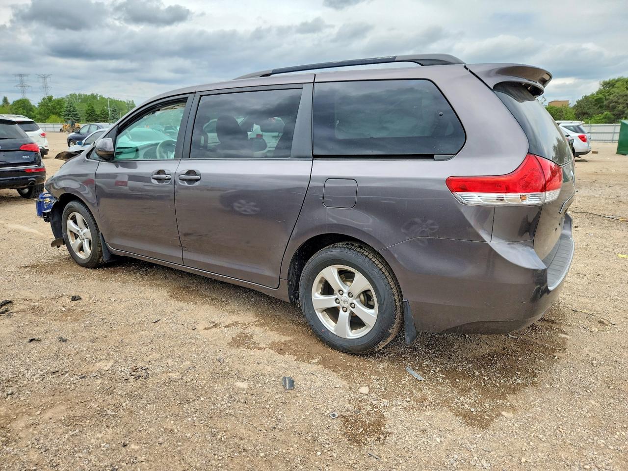 2012 Toyota Sienna Le Gray vin: 5TDKK3DC2CS257199