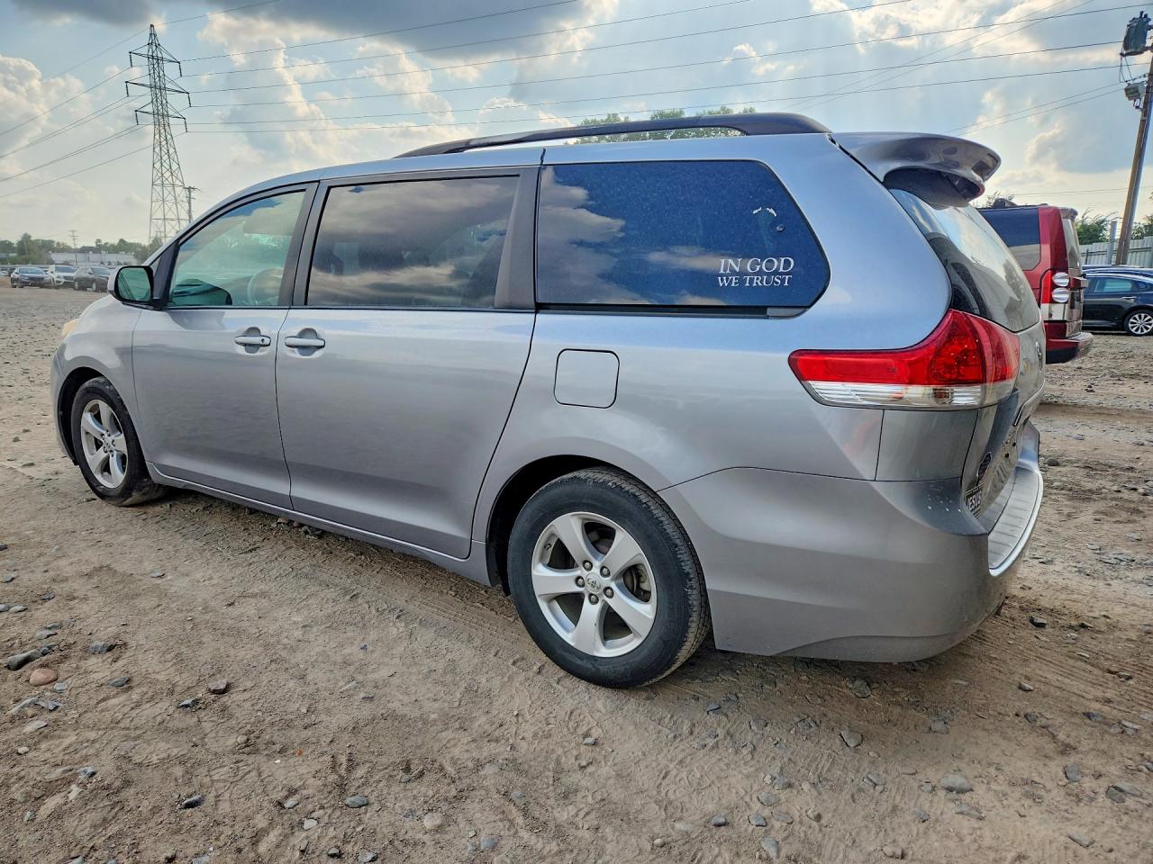 2013 Toyota Sienna Le Gray vin: 5TDKK3DC2DS281598