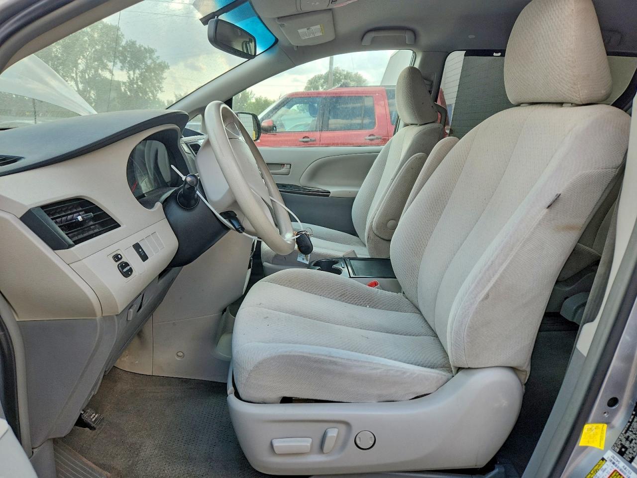2013 Toyota Sienna Le Gray vin: 5TDKK3DC2DS281598
