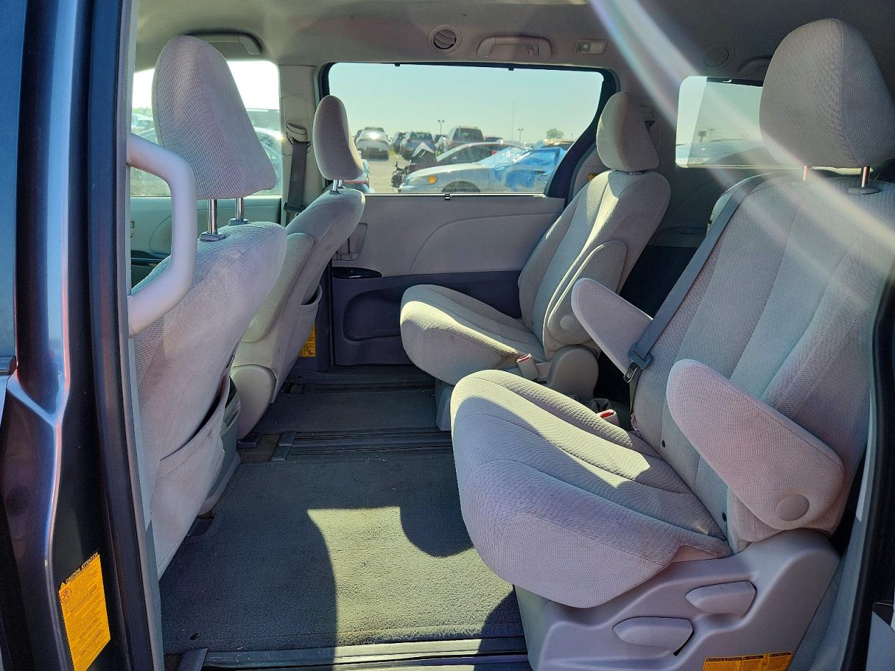 2013 Toyota Sienna Le Gray vin: 5TDKK3DC2DS292682