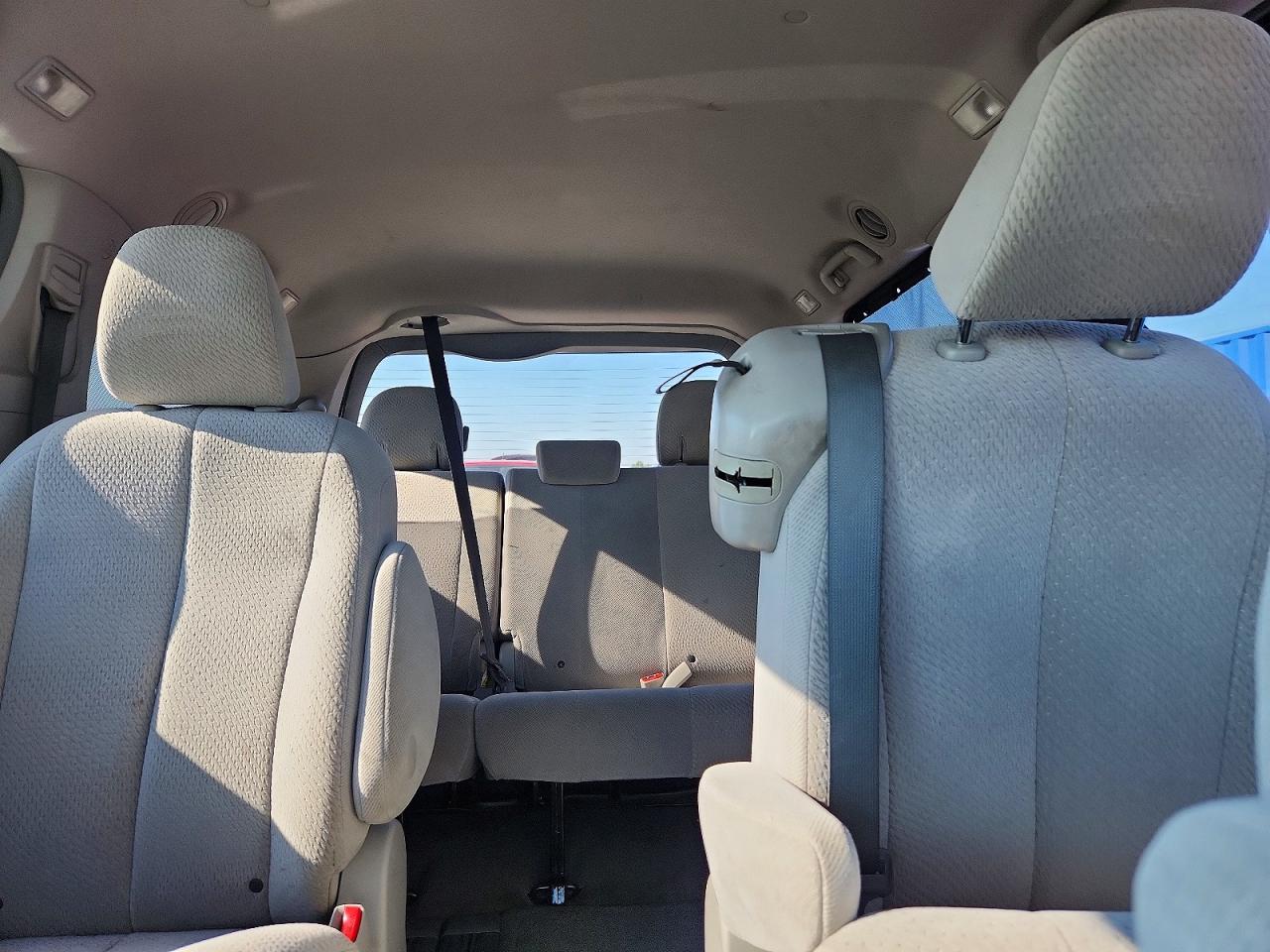 2013 Toyota Sienna Le Gray vin: 5TDKK3DC2DS292682