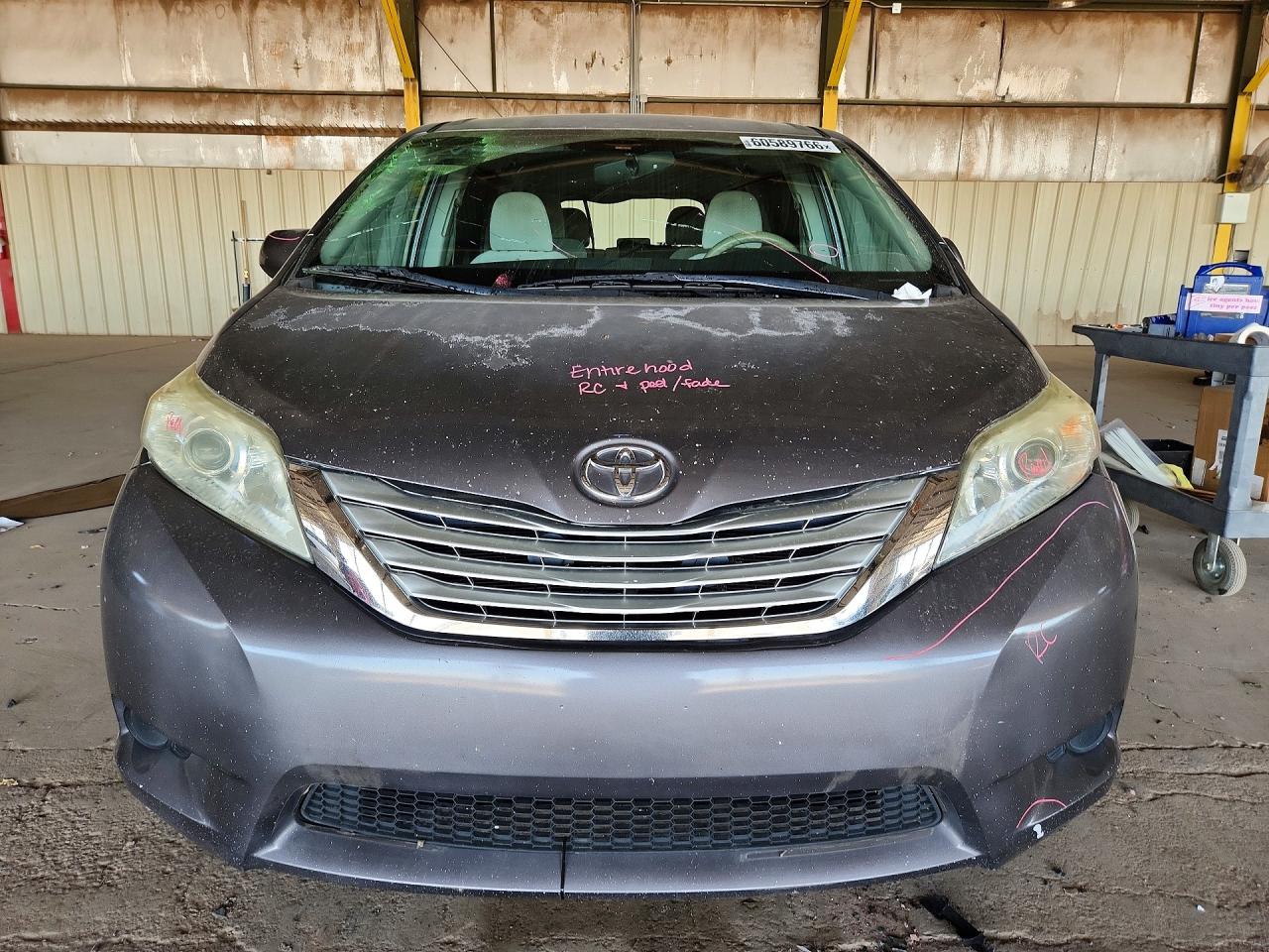 2013 Toyota Sienna Le Gray vin: 5TDKK3DC2DS352895