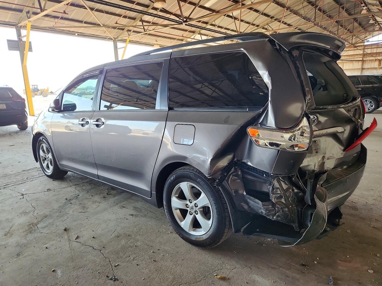 2013 Toyota Sienna Le Gray vin: 5TDKK3DC2DS352895