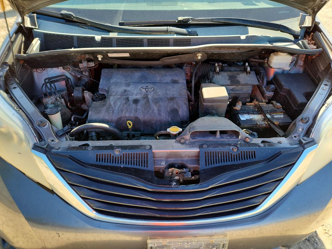 2013 Toyota Sienna Le Gray vin: 5TDKK3DC2DS372161