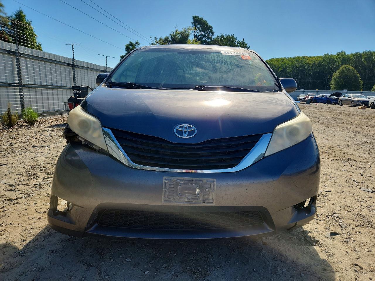 2013 Toyota Sienna Le Gray vin: 5TDKK3DC2DS372161