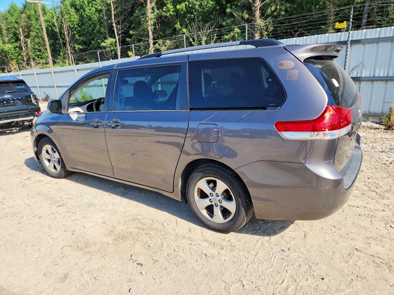 2013 Toyota Sienna Le Gray vin: 5TDKK3DC2DS372161