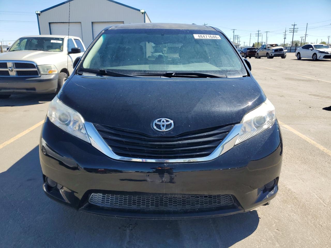 2013 Toyota Sienna Le 8-passenger Black vin: 5TDKK3DC2DS393575