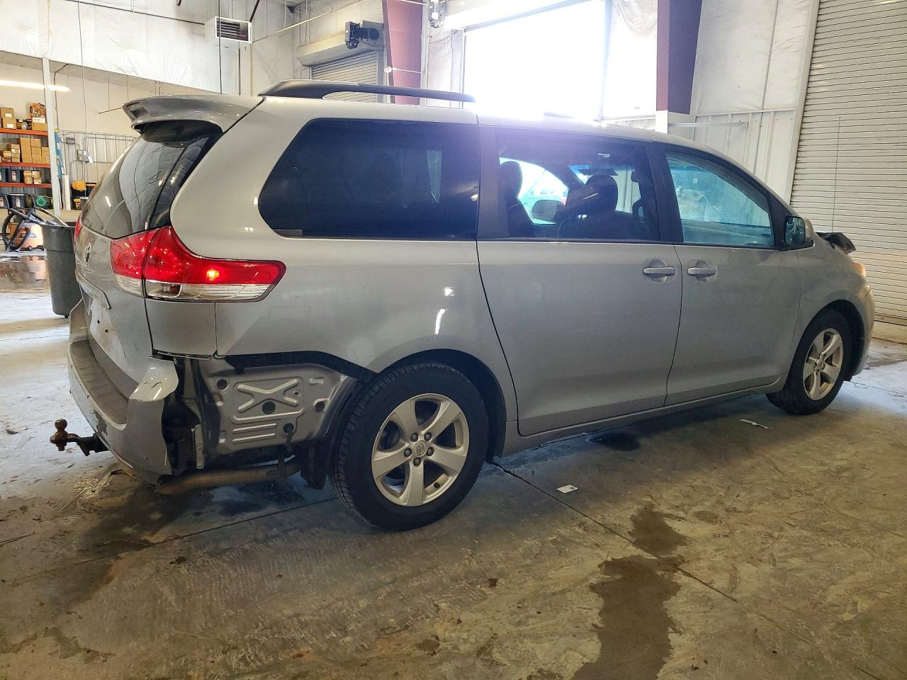 2013 Toyota Sienna Le Silver vin: 5TDKK3DC2DS403795