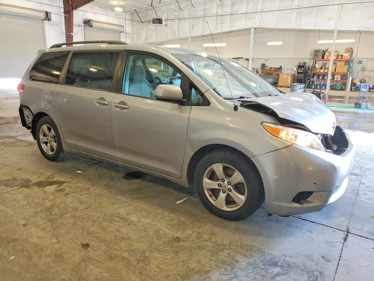 2013 Toyota Sienna Le Silver vin: 5TDKK3DC2DS403795
