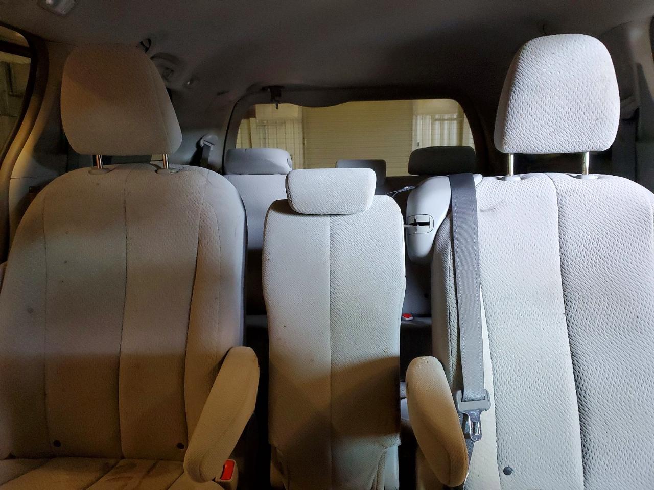 2013 Toyota Sienna Le Silver vin: 5TDKK3DC2DS403795