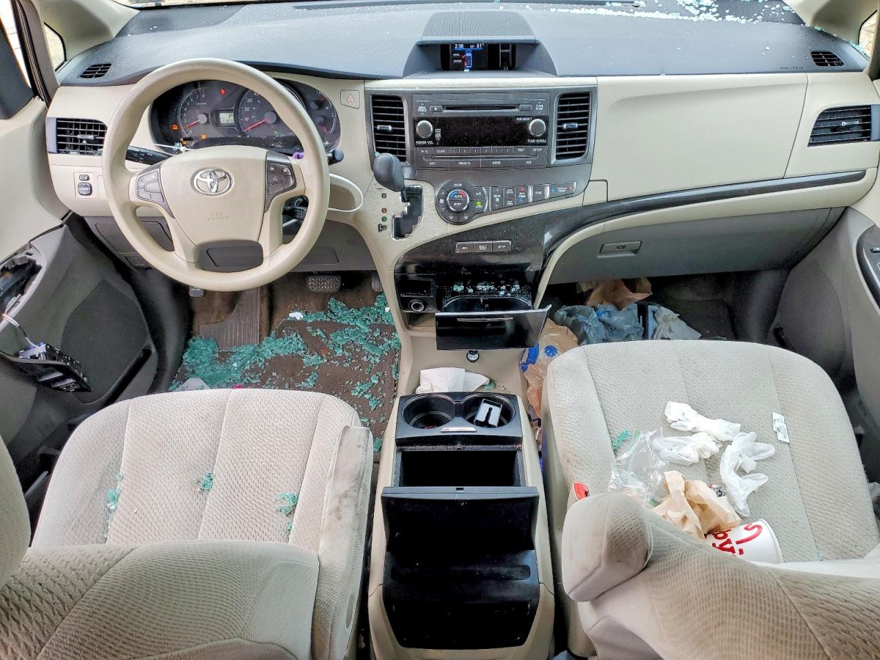 2014 Toyota Sienna Le Серый vin: 5TDKK3DC2ES476330
