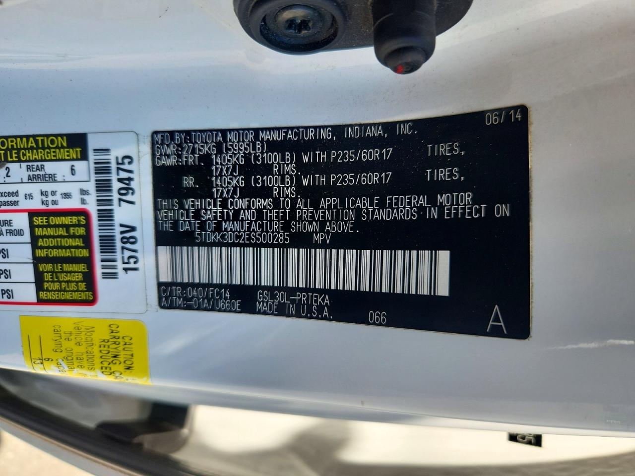 2014 Toyota Sienna Le White vin: 5TDKK3DC2ES500285